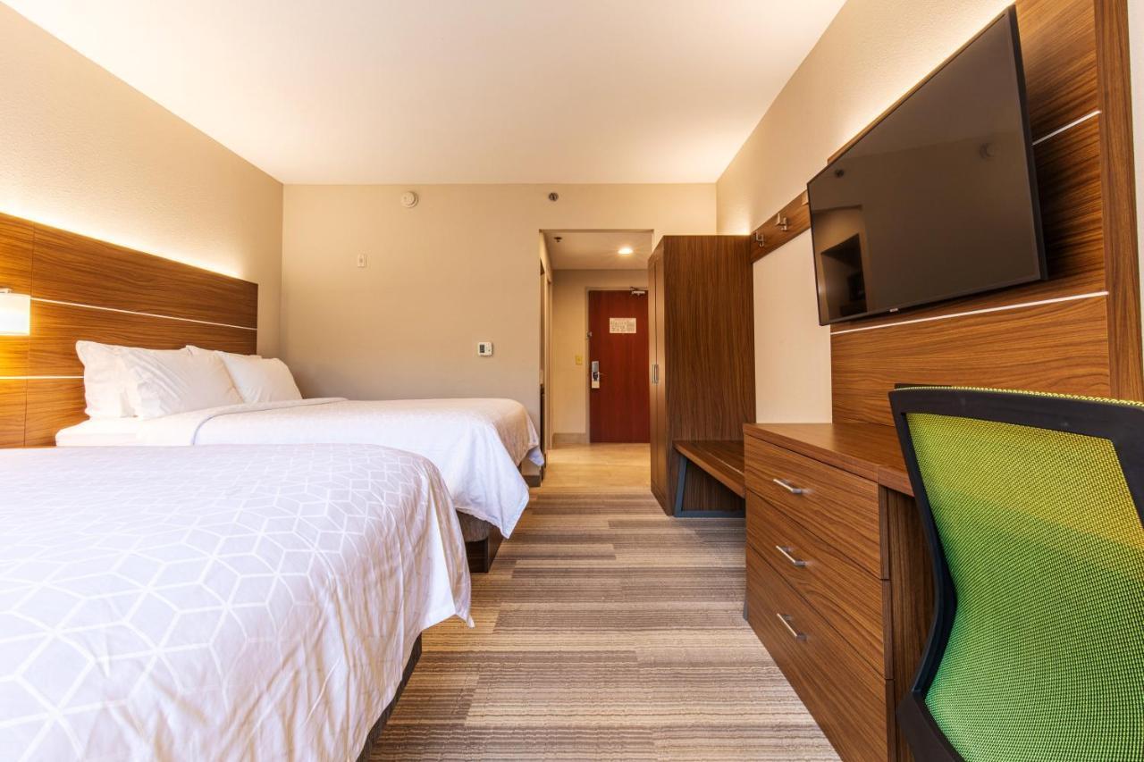 Express Johnson By Ihg Hotel