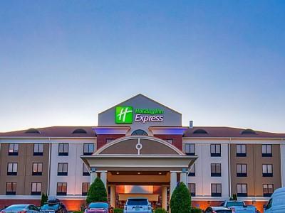 Hotel Express Johnson By Ihg Johnson City
